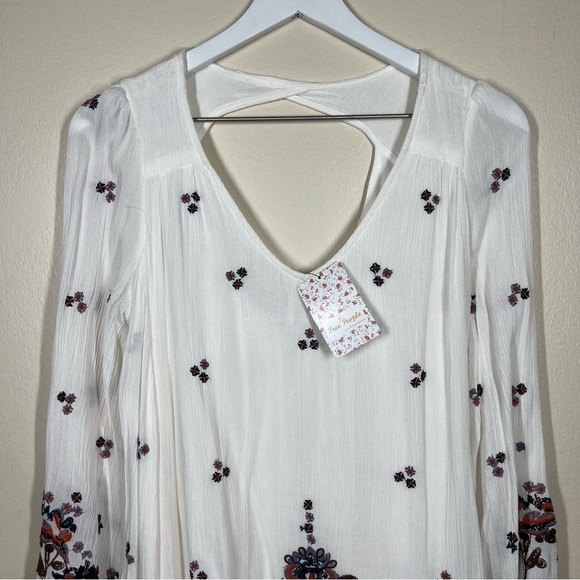 Free People Womens Oxford Boho Embroidered White Floral Flowy Dress NWT Small - Picture 3 of 11